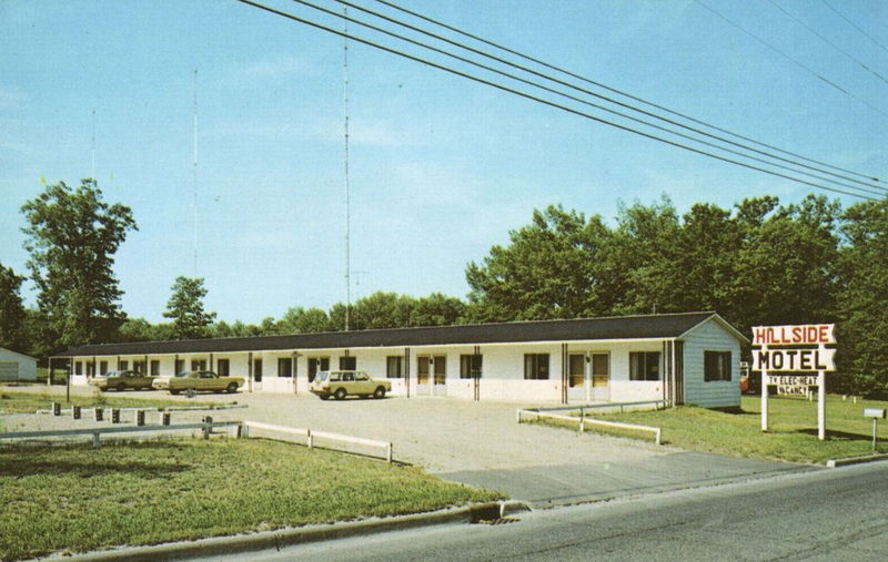 Hillside Motel - Vintage Postcard (newer photo)